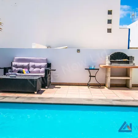 Ruby Lucas Playa Blanca (Lanzarote)